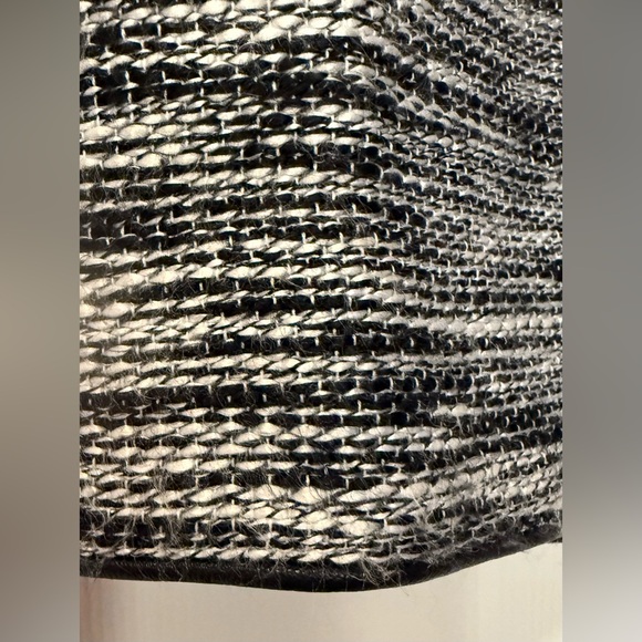 Armani Exchange A|X Tweed Mini Skirt Faux Leather Trim Black White Size 2 - Picture 4 of 11